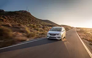   Opel Zafira - 2016