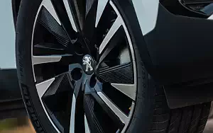   Peugeot e-2008 GT - 2020