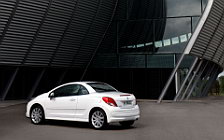   Peugeot 207 CC - 2009