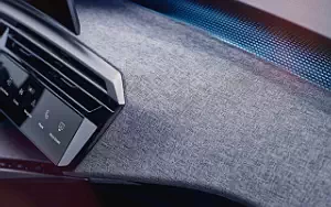   Peugeot E-3008 - 2023