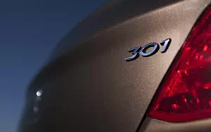   Peugeot 301 - 2012