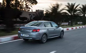   Peugeot 301 - 2017