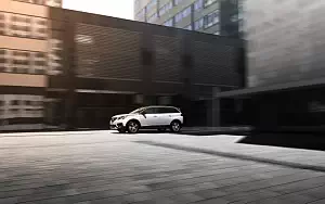 Обои автомобили Peugeot 5008 GT Line - 2016