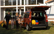 Обои автомобили Peugeot Partner Tepee - 2008
