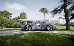   Porsche 911 S/T Heritage Design Package - 2023