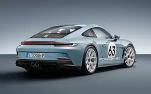   Porsche 911 S/T Heritage Design Package - 2023