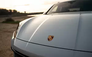   Porsche Cayenne S E-Hybrid (Carrara White Metallic) - 2023