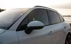   Porsche Cayenne S E-Hybrid (Carrara White Metallic) - 2023