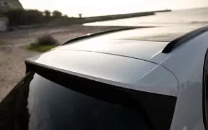   Porsche Cayenne S E-Hybrid (Carrara White Metallic) - 2023