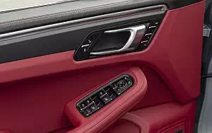   Porsche Macan (Dolomite Silver Metallic) - 2018