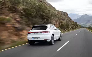 Обои автомобили Porsche Macan Turbo (Carrara White Metallic) - 2019