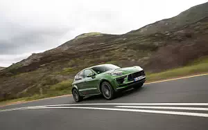 Обои автомобили Porsche Macan Turbo (Mamba Green Metallic) - 2019