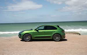   Porsche Macan Turbo (Mamba Green Metallic) - 2019