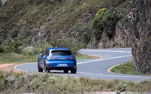   Porsche Macan Turbo (Sapphire Blue Metallic) - 2019