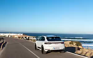   Porsche Macan GTS (Carrara White Metallic) - 2020