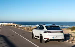   Porsche Macan GTS (Carrara White Metallic) - 2020