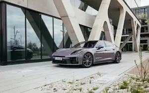   Porsche Panamera 4 E-Hybrid (Provence) - 2024