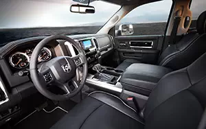   Ram 1500 Laramie Limited Crew Cab - 2012