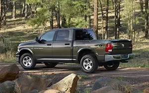   Ram 1500 Mossy Oak - 2012