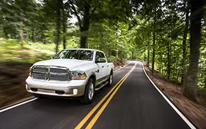   Ram 1500 Laramie Longhorn Crew Cab - 2013