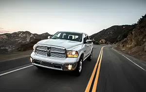   Ram 1500 Laramie EcoDiesel Crew Cab - 2014