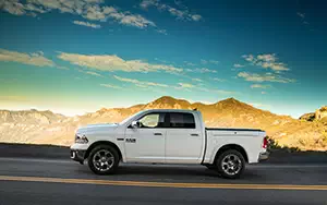   Ram 1500 Laramie EcoDiesel Crew Cab - 2014