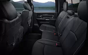   Ram 1500 Laramie Limited Crew Cab - 2015