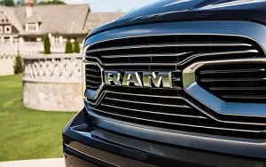   Ram 1500 Limited Tungsten Edition Crew Cab - 2017