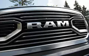   Ram 1500 Limited Tungsten Edition Crew Cab - 2017
