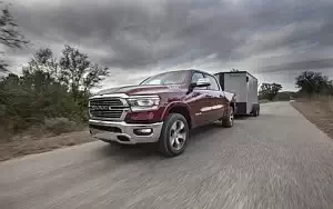   Ram 1500 Laramie Crew Cab - 2018