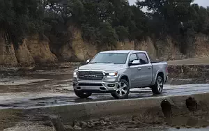   Ram 1500 Laramie Crew Cab - 2018