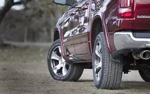   Ram 1500 Laramie Crew Cab - 2018