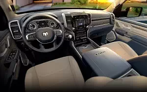   Ram 1500 Limited Crew Cab - 2018
