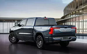   Ram 1500 Ramcharger Tungsten - 2024