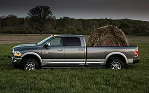   Ram 2500 Heavy Duty Laramie Crew Cab - 2013