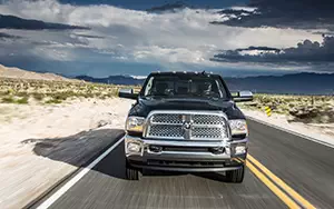  Ram 2500 Heavy Duty Laramie Mega Cab - 2013