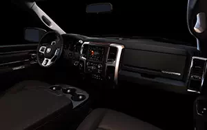   Ram 2500 Heavy Duty Laramie Mega Cab - 2013