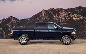   Ram 2500 Laramie Limited Crew Cab - 2014