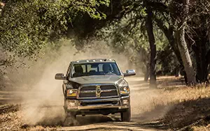   Ram 2500 Laramie Longhorn Crew Cab - 2014