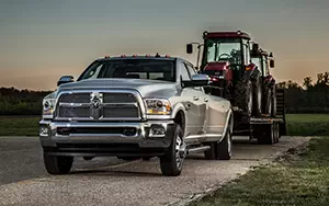   Ram 3500 Laramie Longhorn Crew Cab - 2013