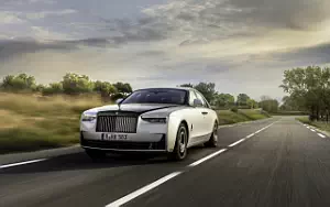   Rolls-Royce Black Badge Ghost Aesthete - 2025
