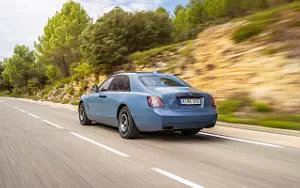   Rolls-Royce Black Badge Ghost Endeavour - 2025
