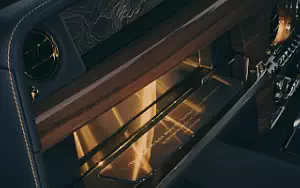   Rolls-Royce Phantom EWB Goldfinger - 2024
