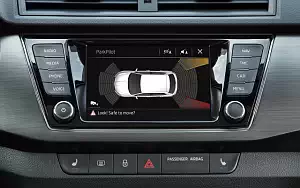 Обои автомобили Skoda Fabia - 2018