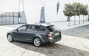 Обои автомобили Skoda Octavia Combi 4x4 - 2017