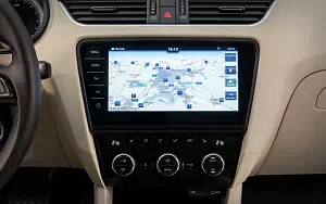 Обои автомобили Skoda Octavia - 2017