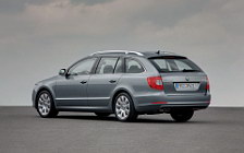 Обои автомобили Skoda Superb Combi - 2009