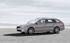 Обои автомобили Skoda Superb Combi - 2009