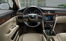   Skoda Superb Combi - 2009