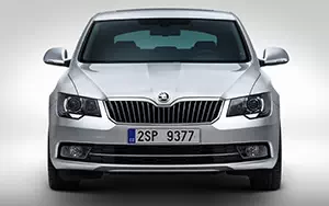   Skoda Superb - 2013